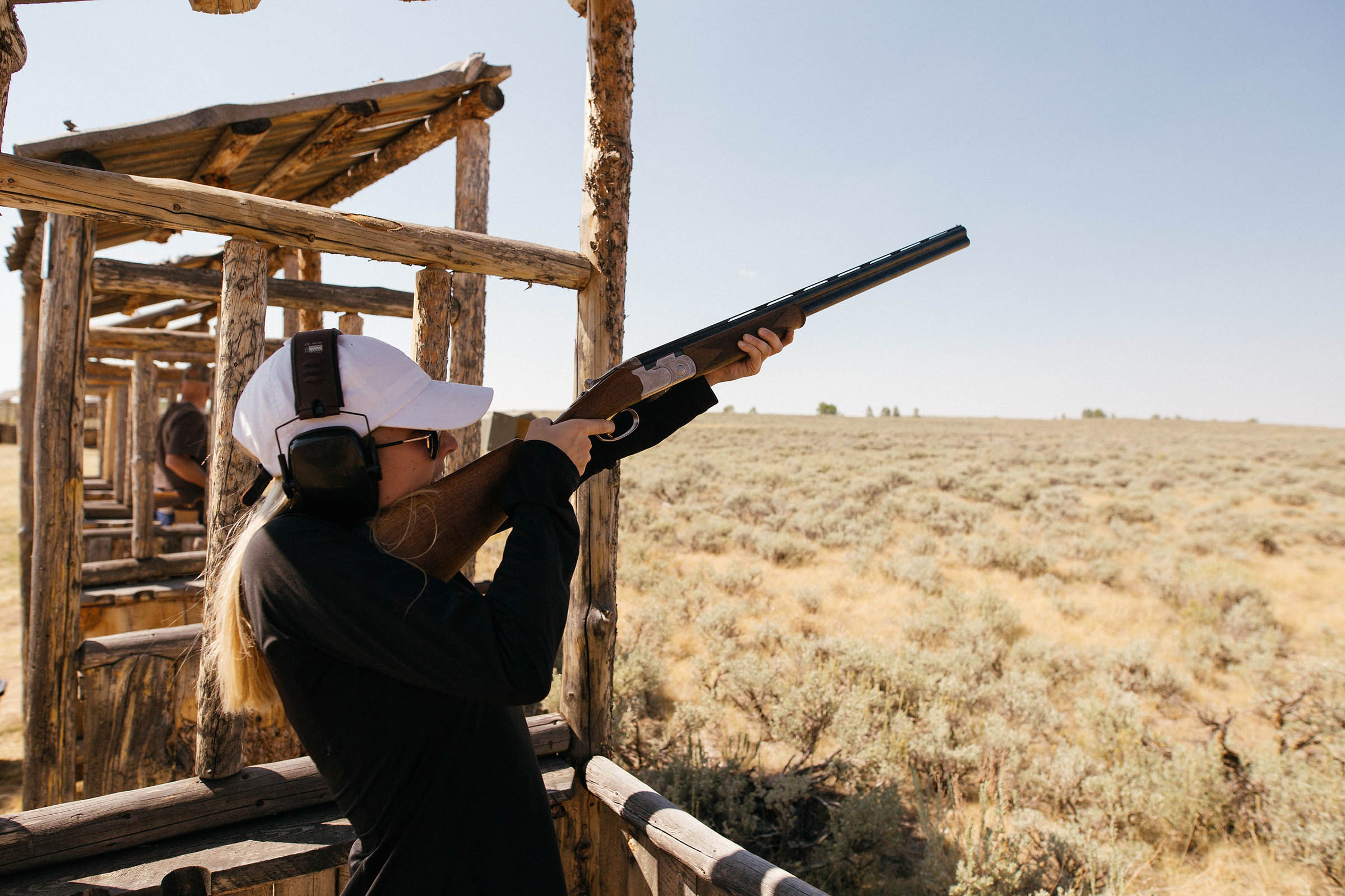 Woman 5-stand shooting